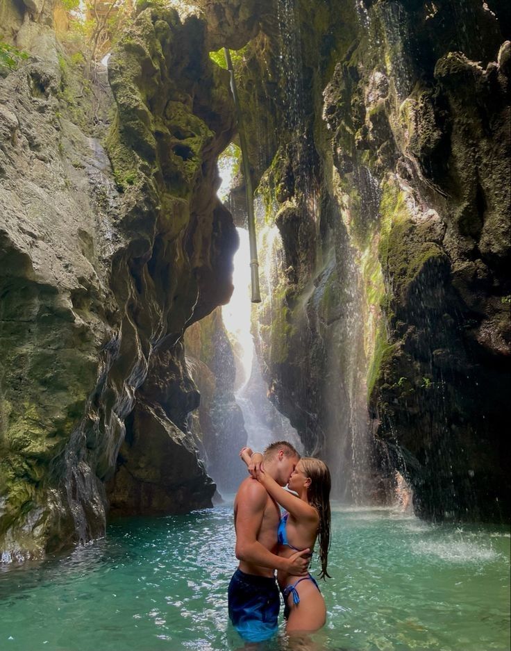 Couple embracing in the Philippines